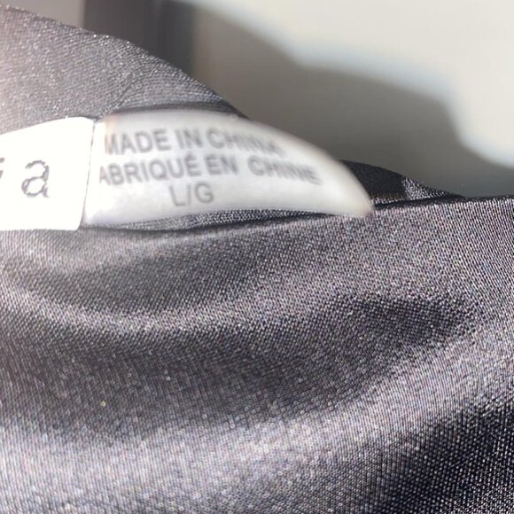 ALICIA + OLIVIA Riko crystal embellished one shoulder satin top - Picture 3 of 7